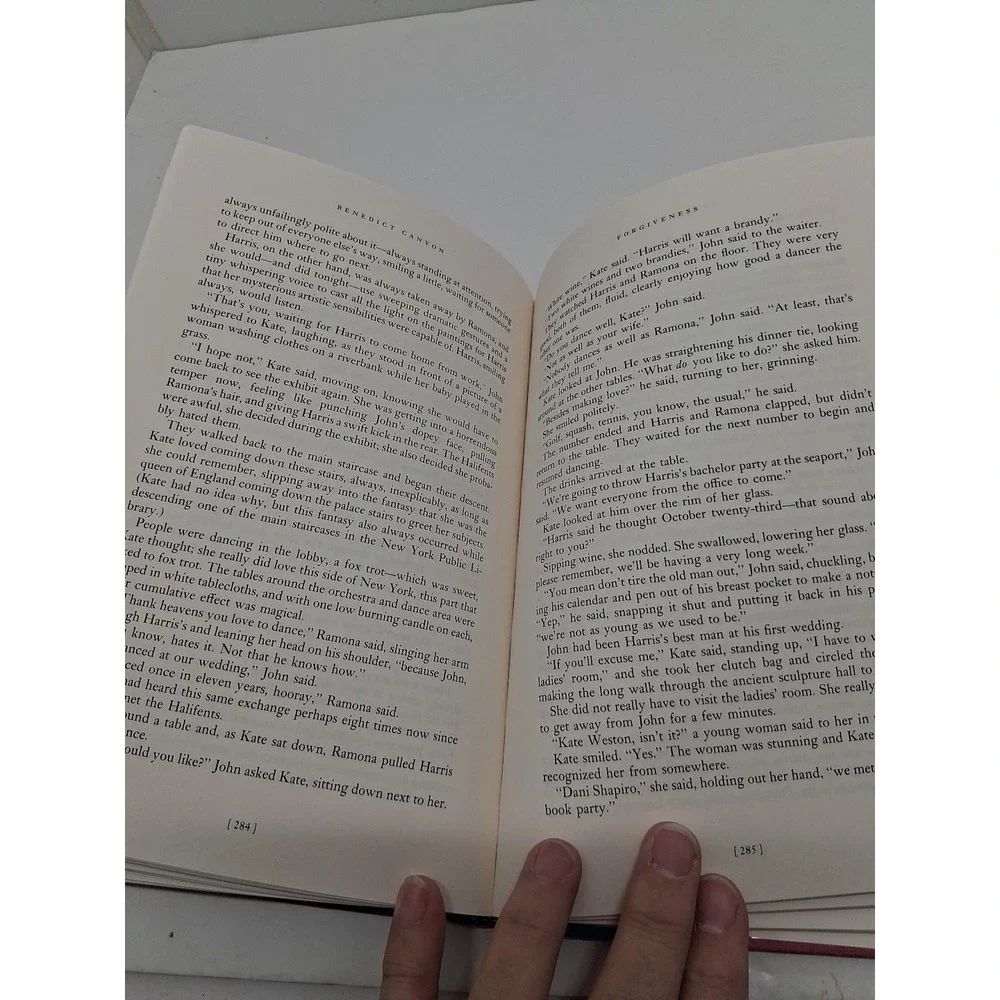 Benedict Canyon by Laura Van Wormer (1992, Hardcover)